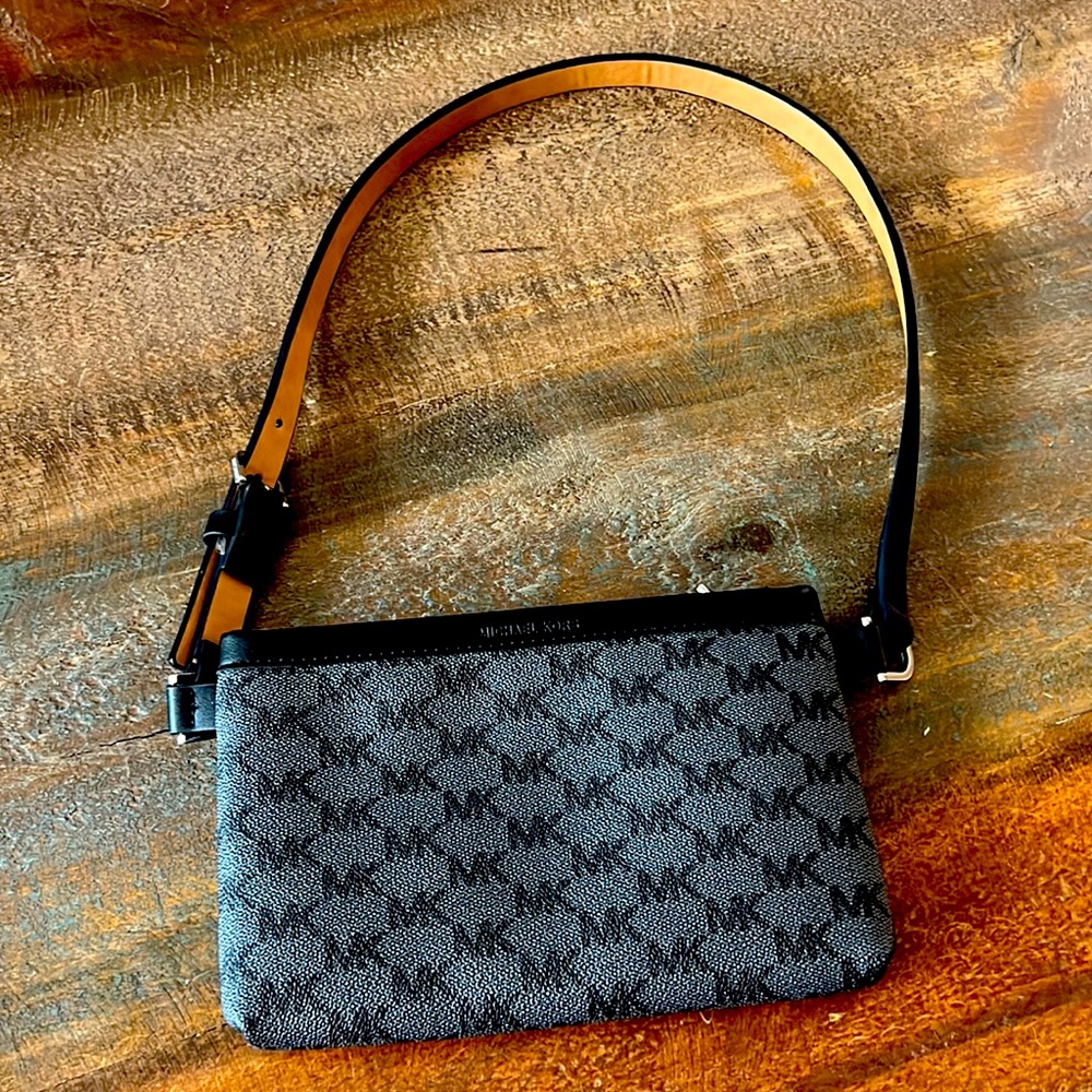 Michael Kors Belt Bag Waist Fanny Pack New Signature Logo